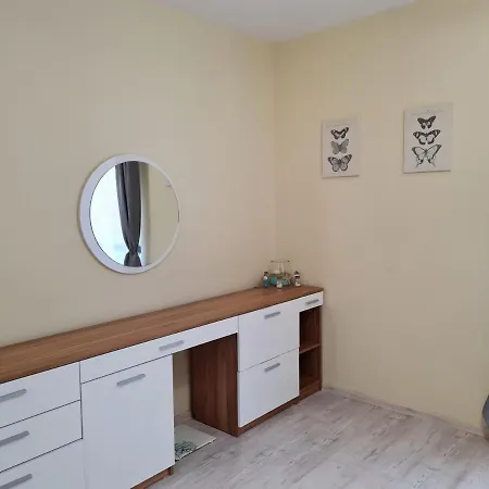 아파트 Ilarion 5 At Center 바르나