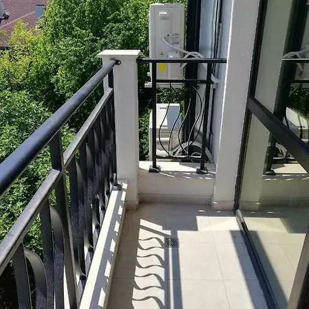 아파트 Ilarion 5 At Center *