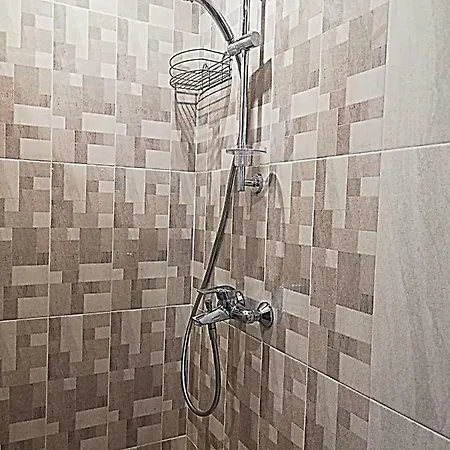 Ilarion 5 At Center 아파트 바르나