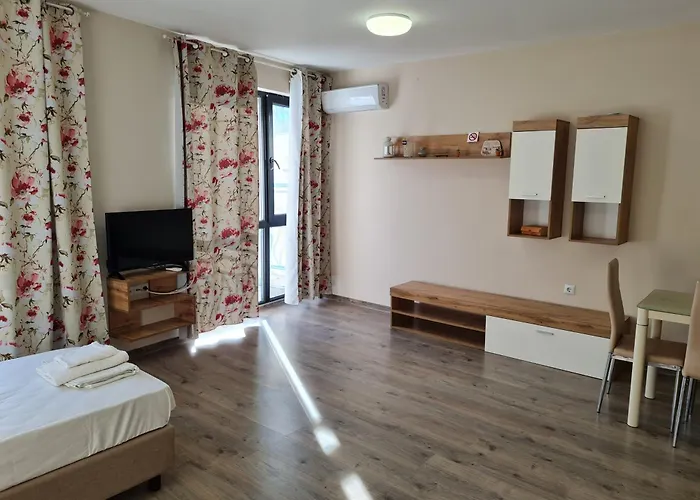 Ilarion 5 At Center * 瓦爾納