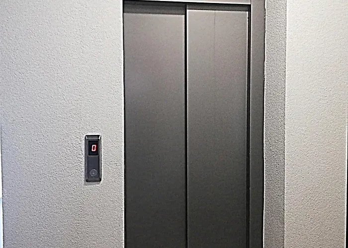 公寓 Ilarion 5 At Center *