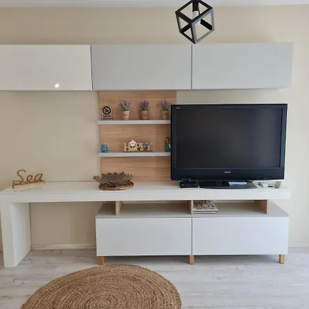 Ilarion 5 At Center Daire *