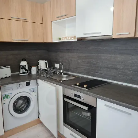 Ilarion 5 At Center Daire Varna