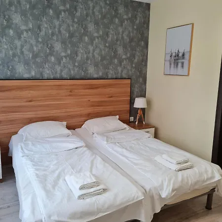 Ilarion 5 At Center Daire Varna