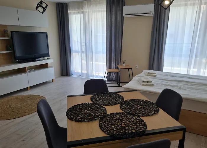 Ilarion 5 At Center * ヴァルナ