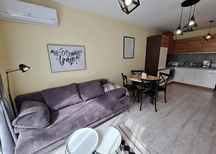 Ilarion 5 At Center *