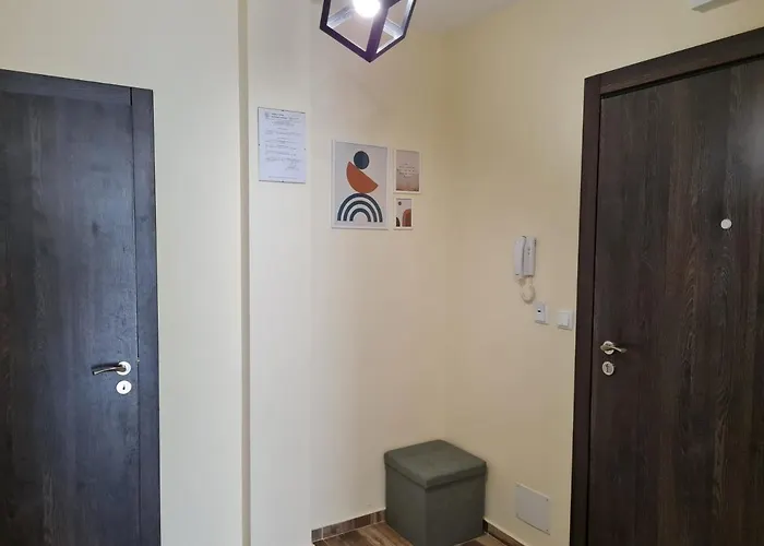 Ilarion 5 At Center *