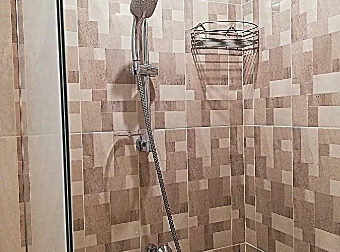 Ilarion 5 At Center ヴァルナ