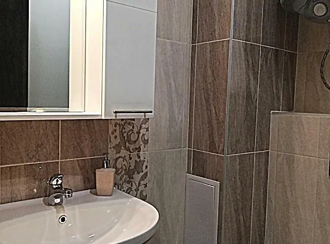 Ilarion 5 At Center * ヴァルナ