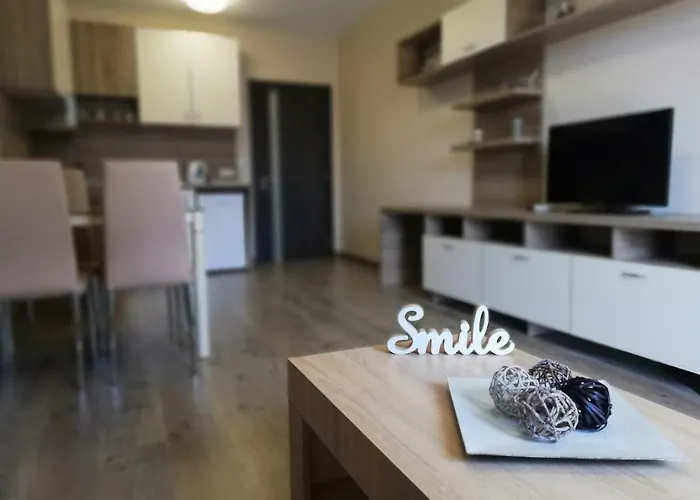 アパート Ilarion 5 At Center *